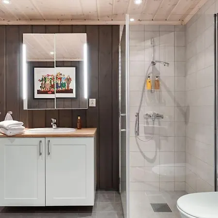 Premium Ski-In/Out Cabin In Trysil Jacuzzi & Sauna בקתה